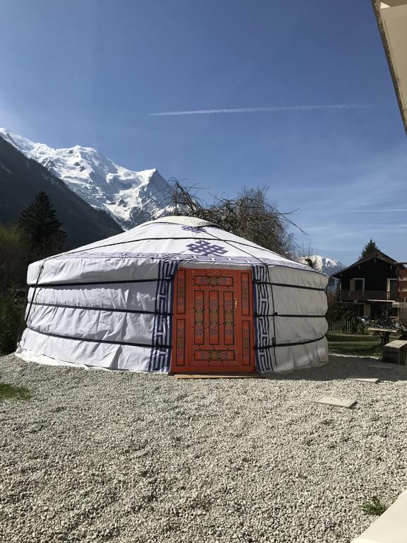 Fleur Des Neiges Hostel Chamonix Exterior photo